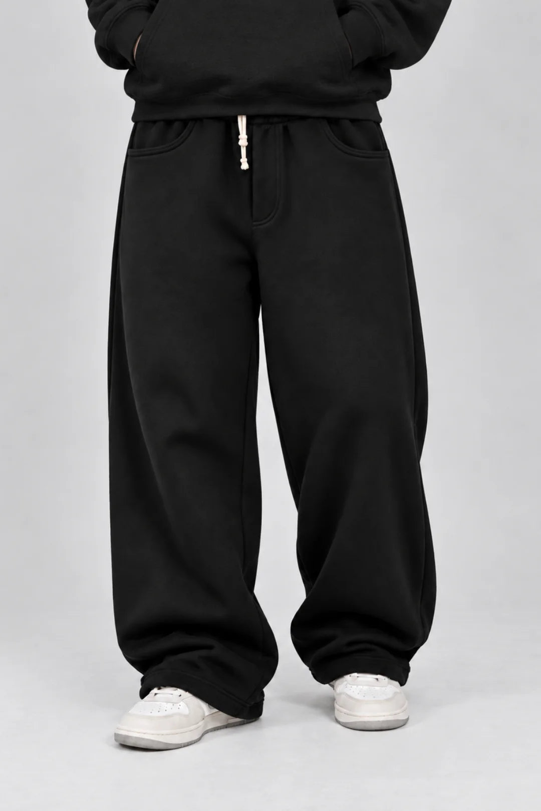 Bundle of Two Baggy Sweatpants